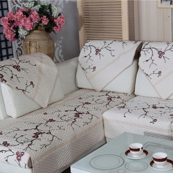 现代简约沙发套 兼顾美观与实用的家居选择